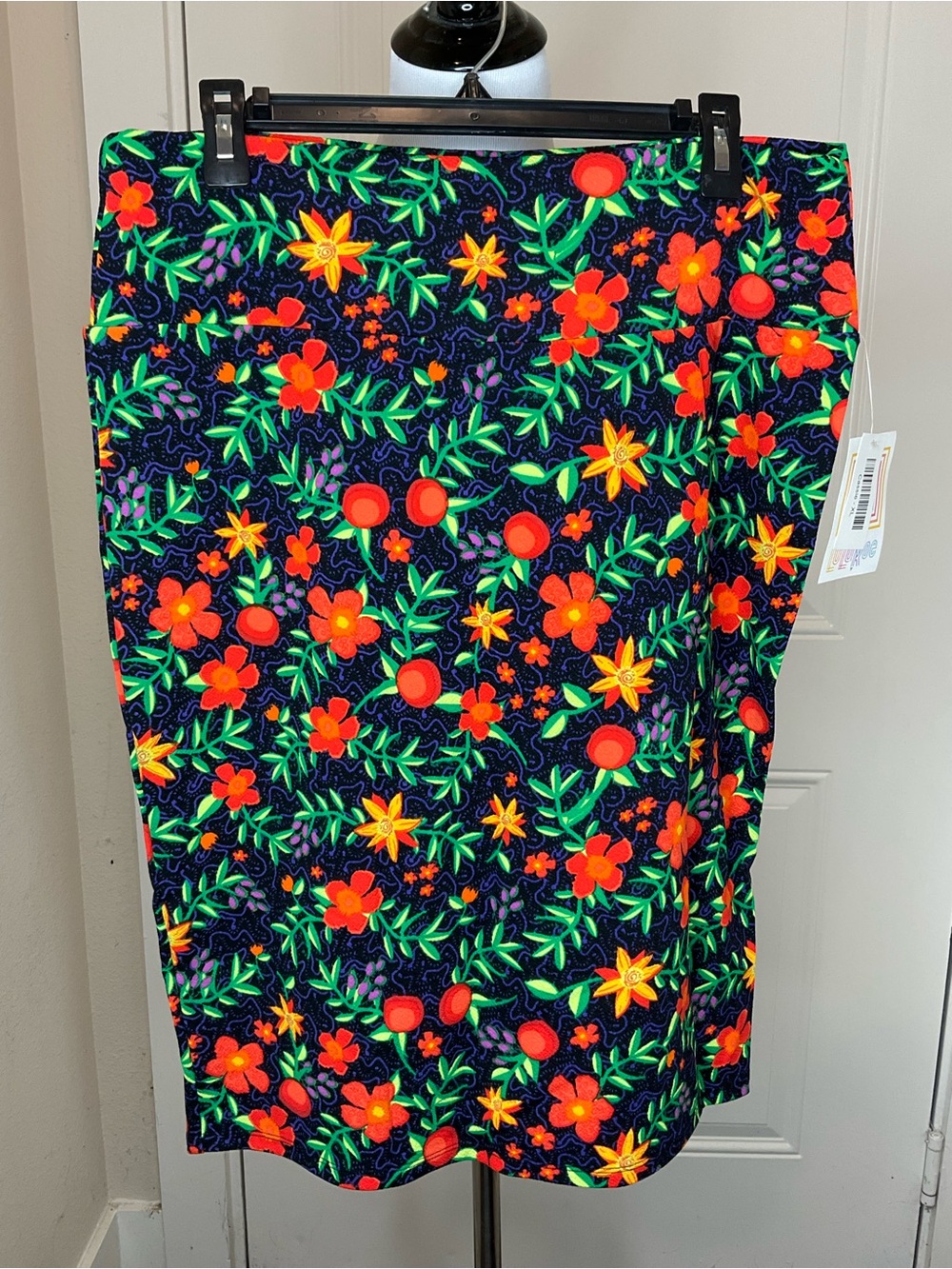 LuLaRoe Pencil Skirt in Black with Bright Red, Green, Yellow Floral Print Cassie